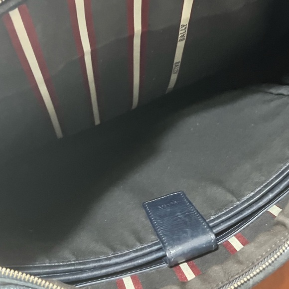 Bally Switzerland Leather Laptop Messenger bag - Picture 7 of 8